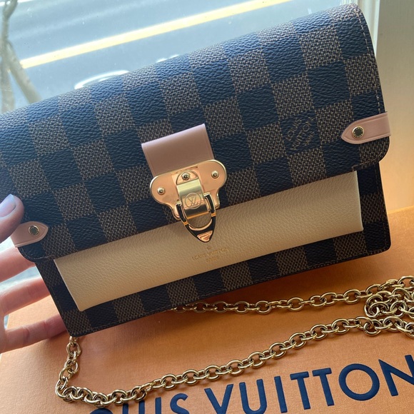 Louis Vuitton Vavin Chain Wallet - Picture 3 of 3